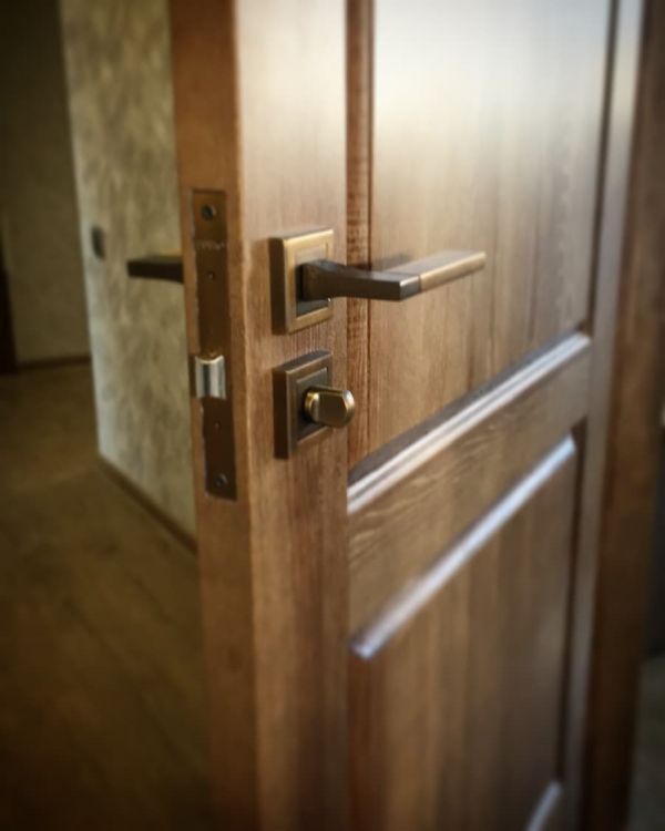 Деревянные двери Кривой Рог изготовить купить под заказ