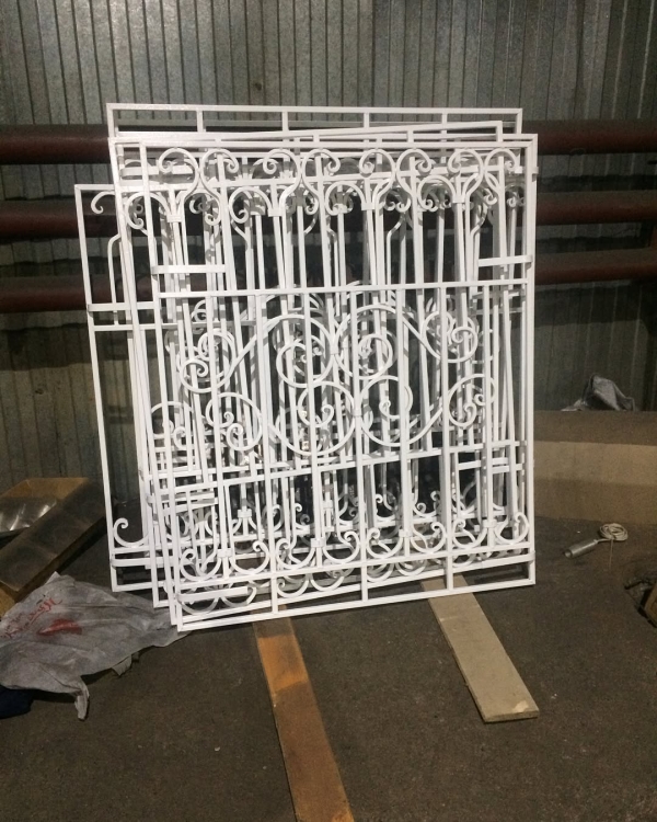 Решетки на окна и двери изготовить Кривой Рог