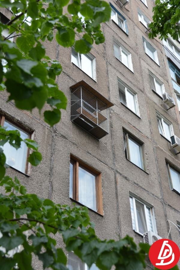 Вольєр для кішок на вікно. "Броневик"